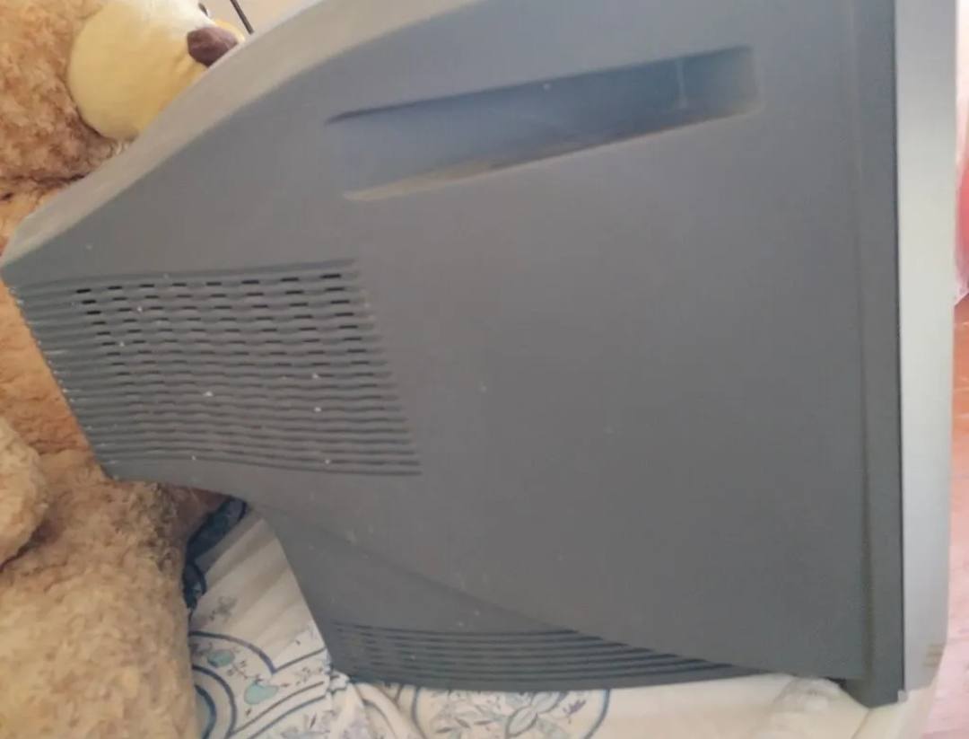 Panasonic CRT televizor 4